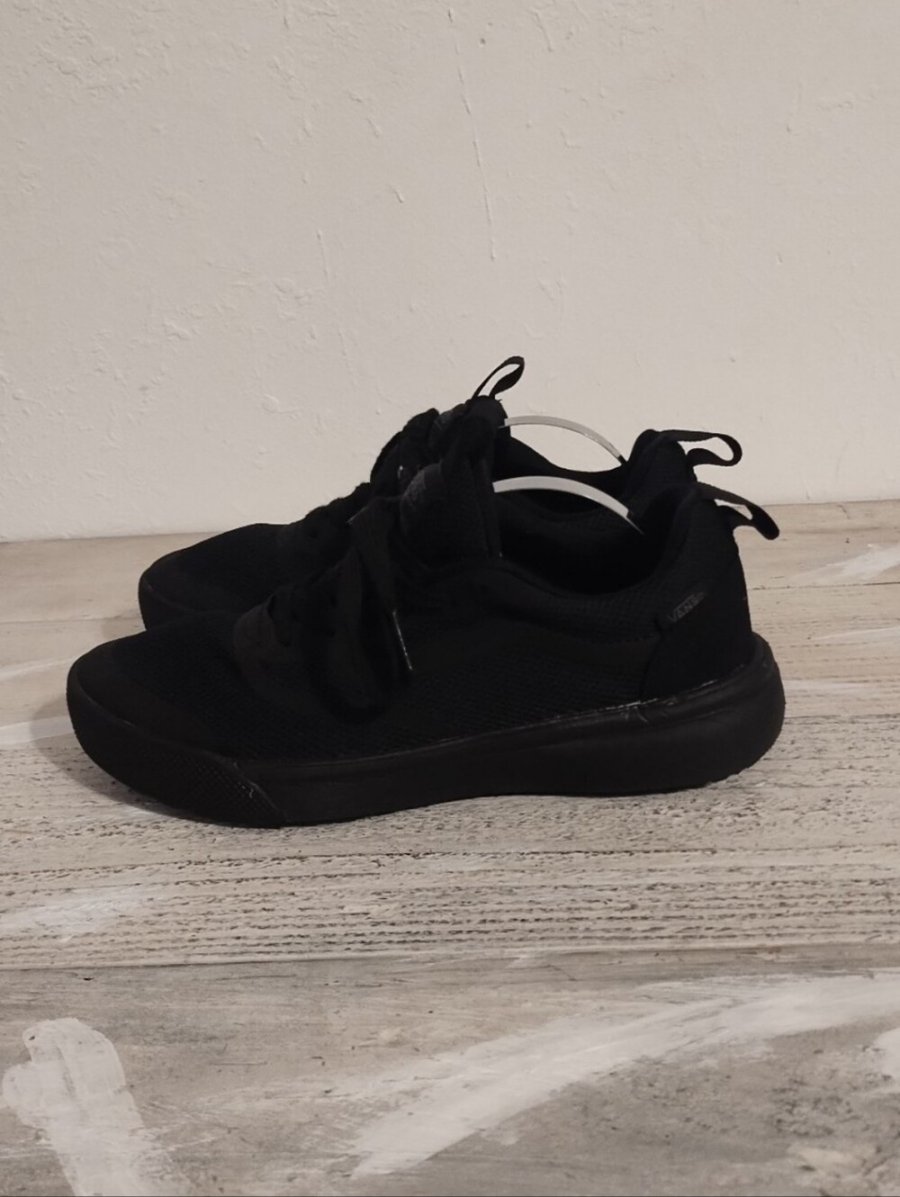 Vans UltraRange Rapidweld Triple Black Sneakers unisex Outdoor Running Trail